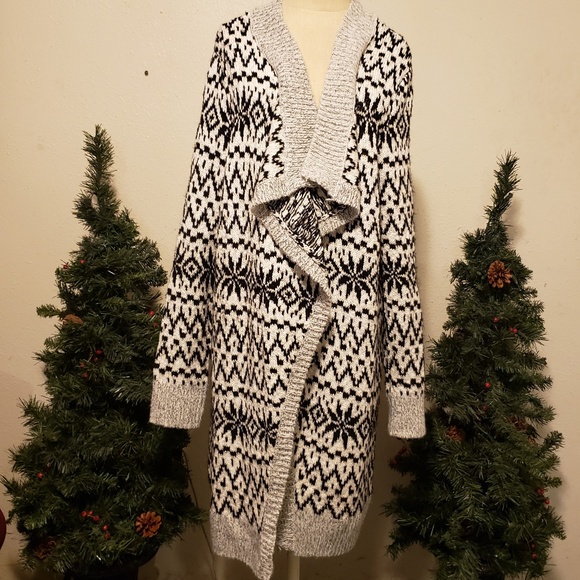 BOHO Open Black and White Cardigan cuddle sweater - Picture 1 of 6